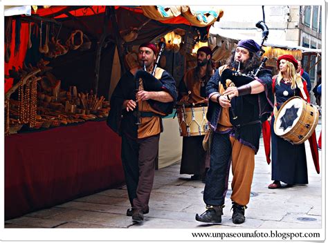 Un Paseouna Foto Feria Medieval De Coruña Xvii Feira Das Marabillas