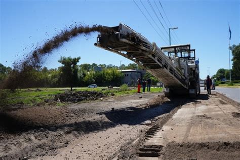 Ensenada Provincia Inici Obras De Pavimento Y Bacheo En La Ciudad