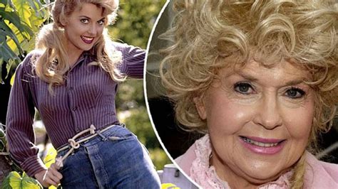 Donna Douglas Net Worth: A Look at the Life of Elly May Clampett
