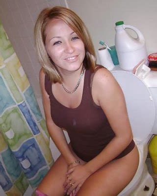Caught On The Toilet Porn Pictures Xxx Photos Sex Images Pictoa