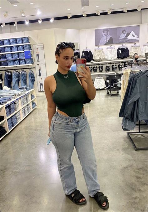 Sarina Nude Porn Pictures XXX Photos Sex Images 4080264 PICTOA