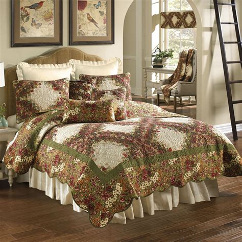 Watercolor Irish Chain Floral Quilt Bedding By Donna Sharp