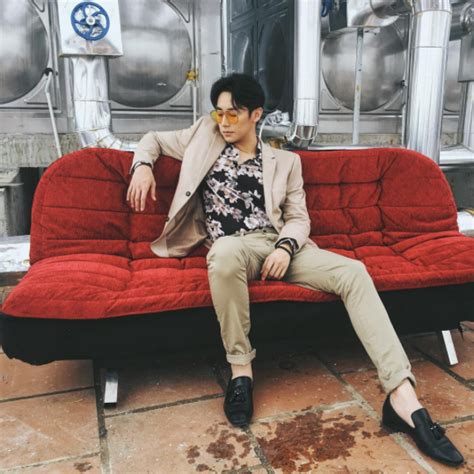 Hot Boy C M N L T X C Ngo N M C Trong N M V A R I