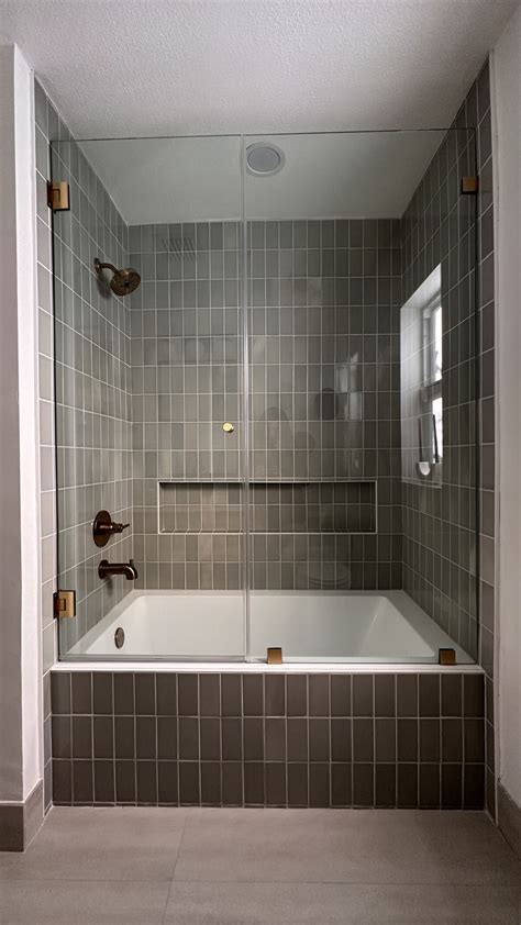 Puget Sound & French Linen Modern Bathroom | Fireclay Tile