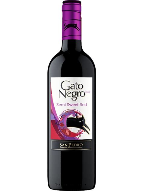 Gato Negro San Pedro купить красное полусладкое вино 0.75л
