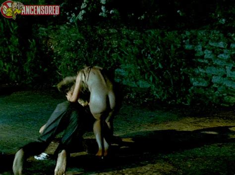 Naked Ludivine Sagnier In Swimming Pool