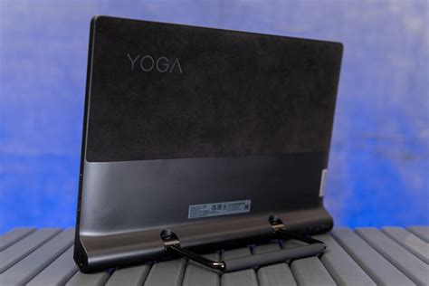 Планшет со встроенной ручкой-подставкой — гениально. Обзор Lenovo Yoga ...