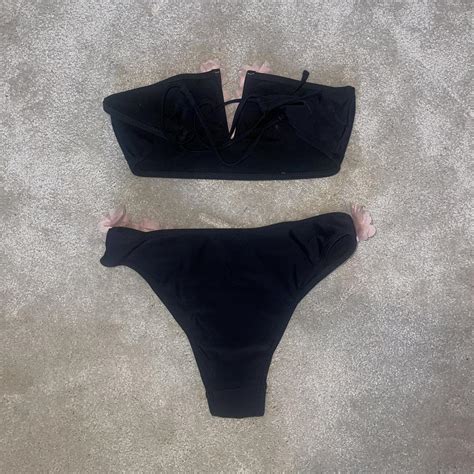 Beautiful 3D Floral Bikini Depop