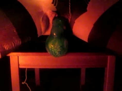 Mocowanie dildo w podartych pończochach xHamster