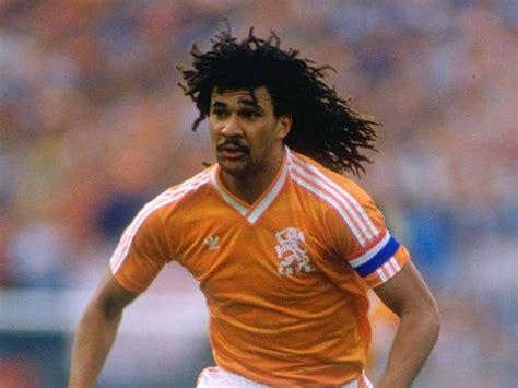 Gullit willing to manage Netherlands Bóng đá