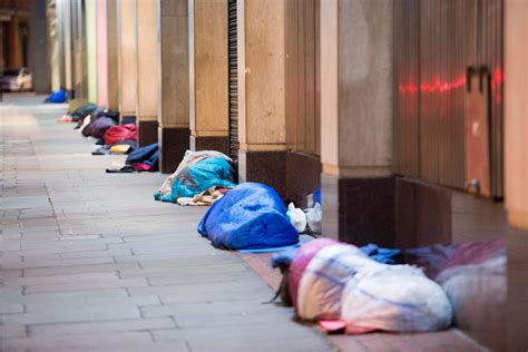 Homeless In The World – Countries With Homeless Population – QOPCOL