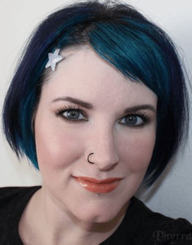 Urban Decay Naked Basics Palette Tutorial