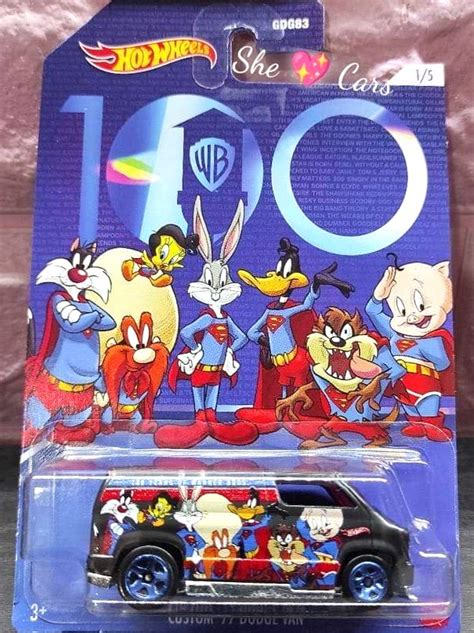T Hunted A S Rie Da Hot Wheels Em Homenagem Ao Anivers Rio Da Warner Bros