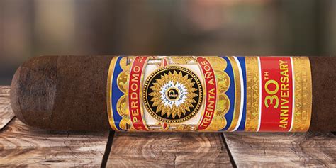 Perdomo 30th Anniversary Maduro Review Holt S Cigar Company