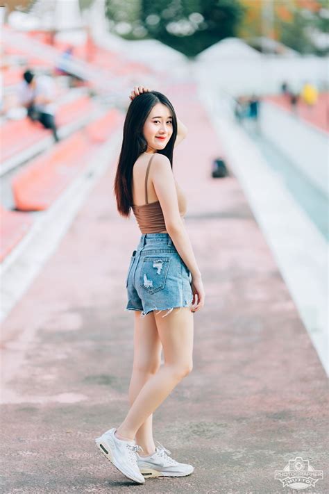 M T Em Hot Girl C C G I C M See Girl World