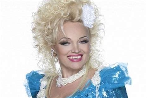 Надежда Кадышева - официальный сайт агента Всеросийской Федерации Звезд ...