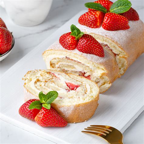 Десерт с клубникой :: Behance