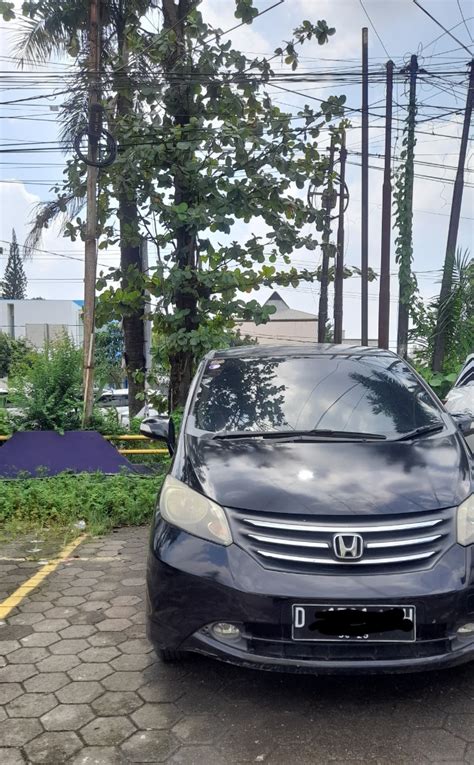 Honda Freed 2010 PSD Matic Plat Bandung Mobil Motor Mobil Untuk