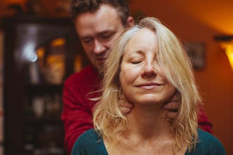 Craniosacral Specialist in Asheville | Cranial Sacral Therapy for