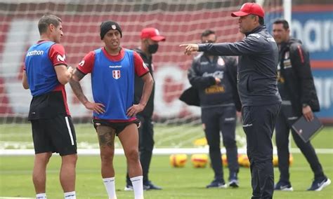 Selección peruana entrenó en Videna y quedó lista para el viaje a EE