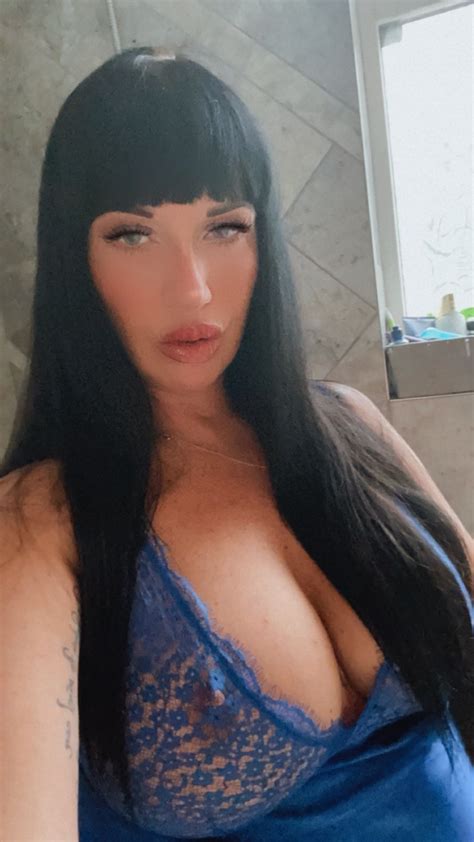 Sinead On Twitter If I Was Your Friends Mum Would Your Fantasy Be To Fuck Me Cum Tell Me