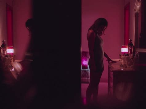 Nude Video Celebs Sara Luna Zoric Sexy A Holiday From Mourning 2020