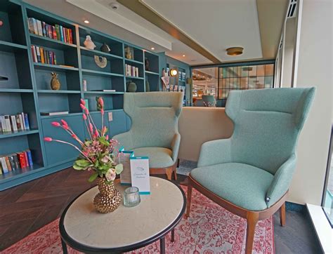 Alisa - Ships At Sea