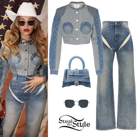 Beyoncé Embellished Suit Clear Pumps Steal Her Style