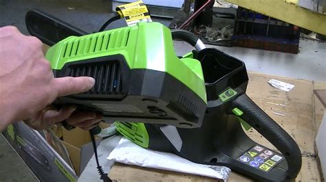 GreenWorks 80V Chainsaw - YouTube