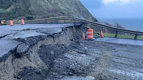 Landslide Closes U S Highway 101 At Port Orford Oregon