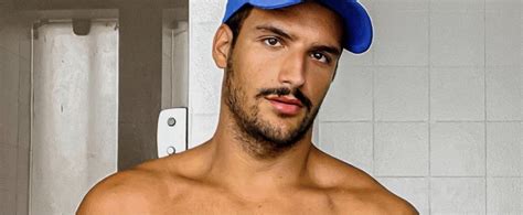 New cummer top canon du X gay brésilien Samuel Decker a quelque chose à nous dire