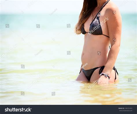 Sexy Girl Bikini On Beach库存照片140151472 Shutterstock