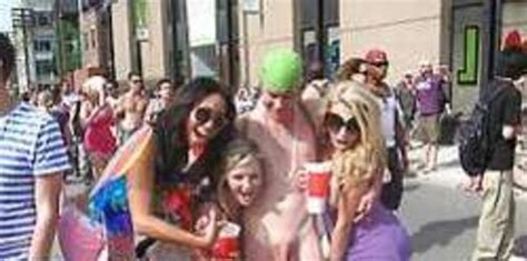 Public Cfnm Joy CFNM XI ZB Porn