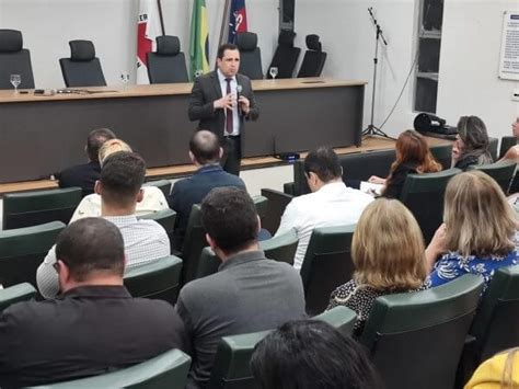 Hucf Promove Palestra Sobre O Ass Dio Moral No Servi O P Blico