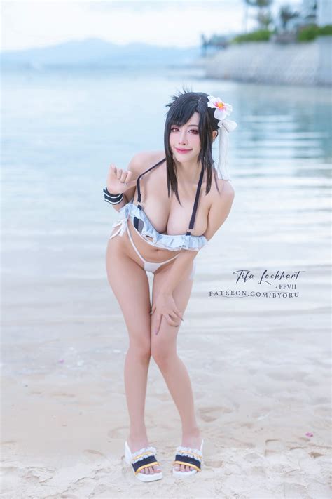 Coser Byoru Tifa FF7r Bikini Byoru