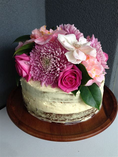 Semi Naked Petite Byron Bay Hot Bread Bakery