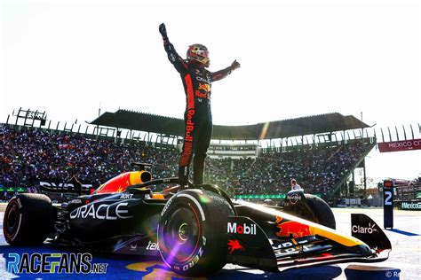 Mexican Gp Report Verstappen Breaks Records Perez Breaks Hearts