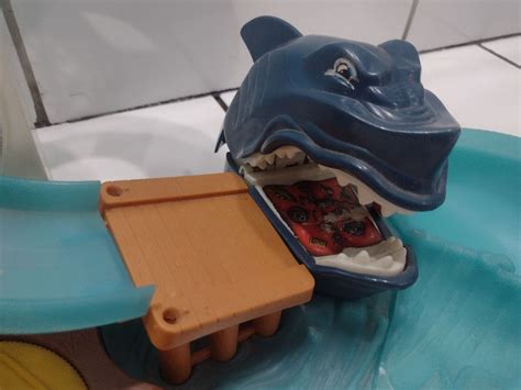 Pista Hot Wheels Parque do Tubarão Brinquedo para Bebês Hot Wheels Usado 71903985 enjoei