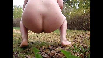 Orinando Al Aire Libre En Los Parques XVIDEOS