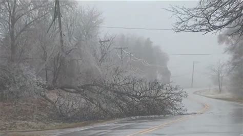 Chicago area rocked by power outages after Wednesday storm | FOX 32 Chicago