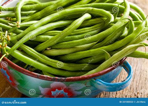 Fresh Green Beans In Bowl Stock Image Image Of Uncooked 33100553