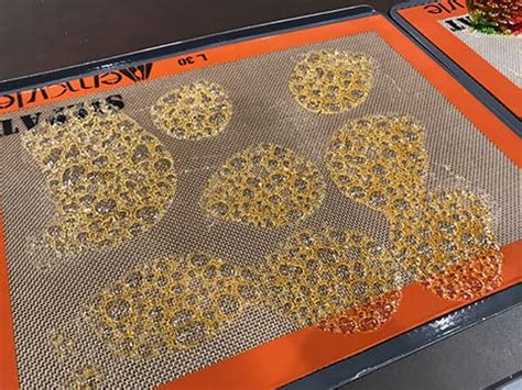 Bubble Sugar Decorations - Illustrated recipe - Meilleur du Chef