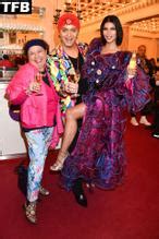 Micaela Schafer Sexy Seen Flaunting Her Hot Cleavage At The Ku Damm Musical Premiere In Berlin