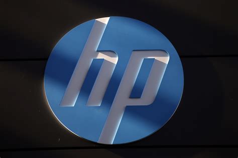 hewlett packard enterprise introduces blockchain   service