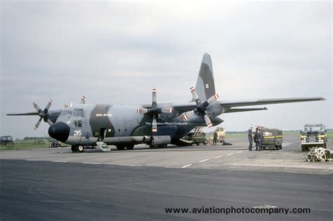 The Aviation Photo Company Latest Additions Raf Lyneham Transport