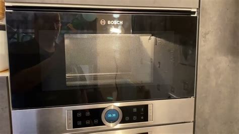 Bosch BFR634GB1 Serie 8 Einbau-Mikrowelle 2022 - YouTube