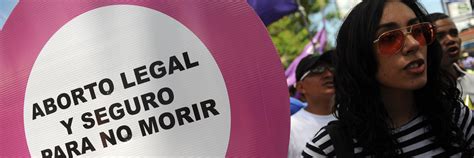 La batalla por despenalizar el aborto en América Latina