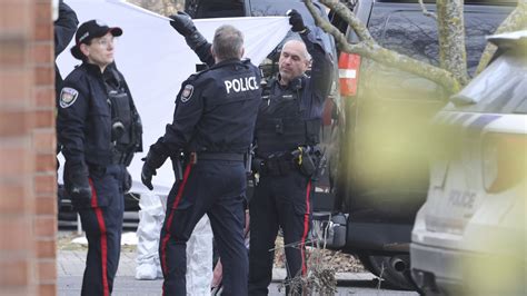 Sex döda efter knivdåd i Ottawa Nyheter Ekot Sveriges Radio