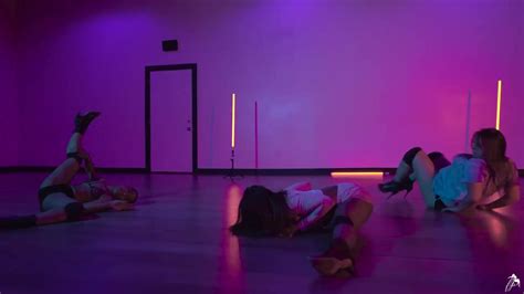 SCREWIN SUMMER WALKER Adison Briana Choreography Floorplay Official Nude Youtube Video