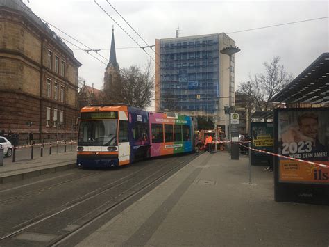 Straßenbahn in Mannheim entgleist: Störung am Tattersall beseitigt
